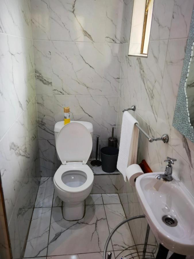 Logos Guest House Pietermaritzburg Dış mekan fotoğraf
